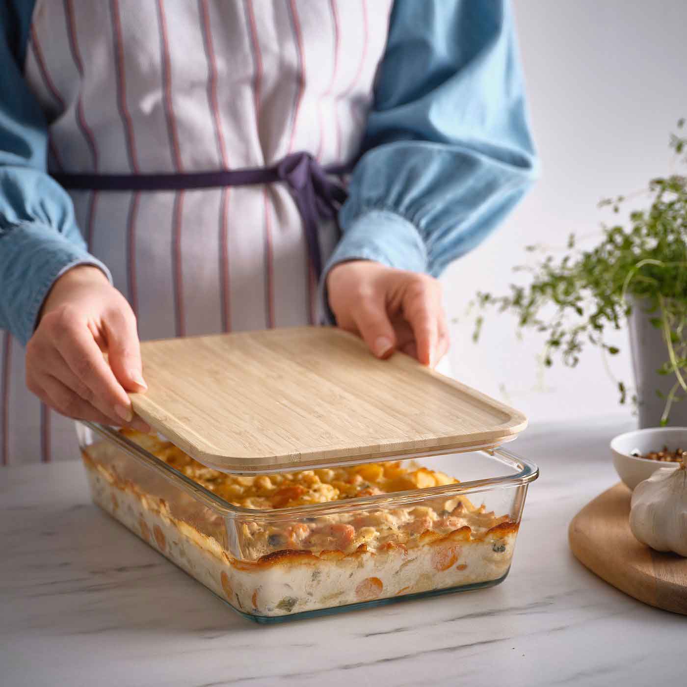 درب ظروف نگهدارنده غذا ایکیا مدل +IKEA 365 سایز 21×32 سانتی متر